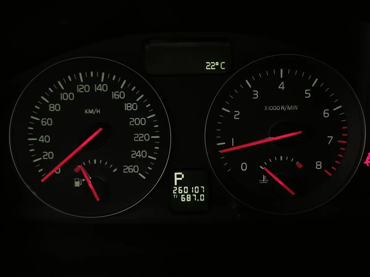 Volvo S40 2.4 Geartronic (140 л.с.) Красный в АВИЛОН. Слайд №16