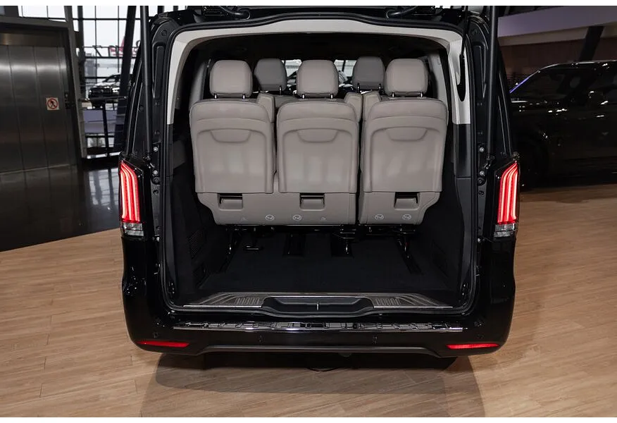 Mercedes-Benz V-Класс V 300 d L3 4MATIC 9G-TRONIC (237 л.с.) Avantgarde Черный в АВИЛОН. Слайд №15