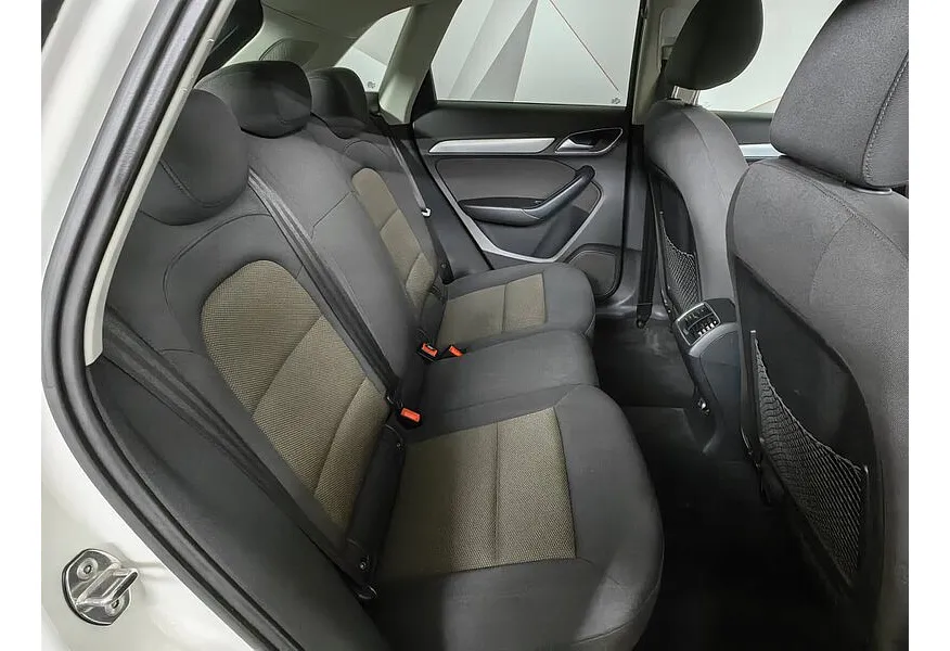 Audi Q3 2.0 TFSI quattro S tronic (170 л.с.) Белый в АВИЛОН. Слайд №13