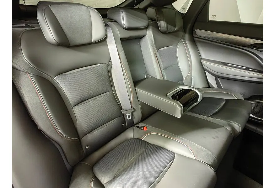 Geely Tugella 2.0 AT AWD (238 л.с.) Flagship Sport Белый в АВИЛОН. Слайд №16