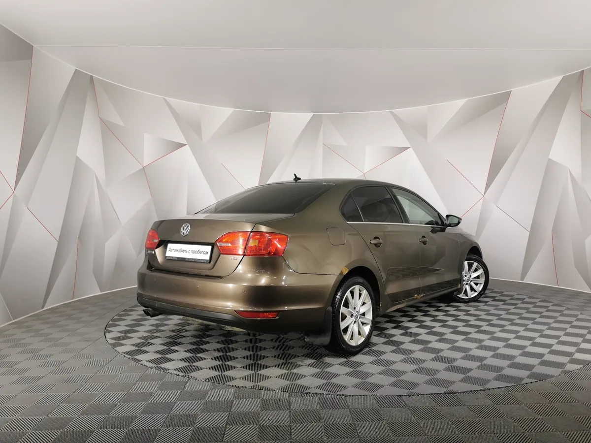 Volkswagen Jetta 1.4 TSI DSG (150 л.с.) Highline Коричневый в АВИЛОН. Слайд №2