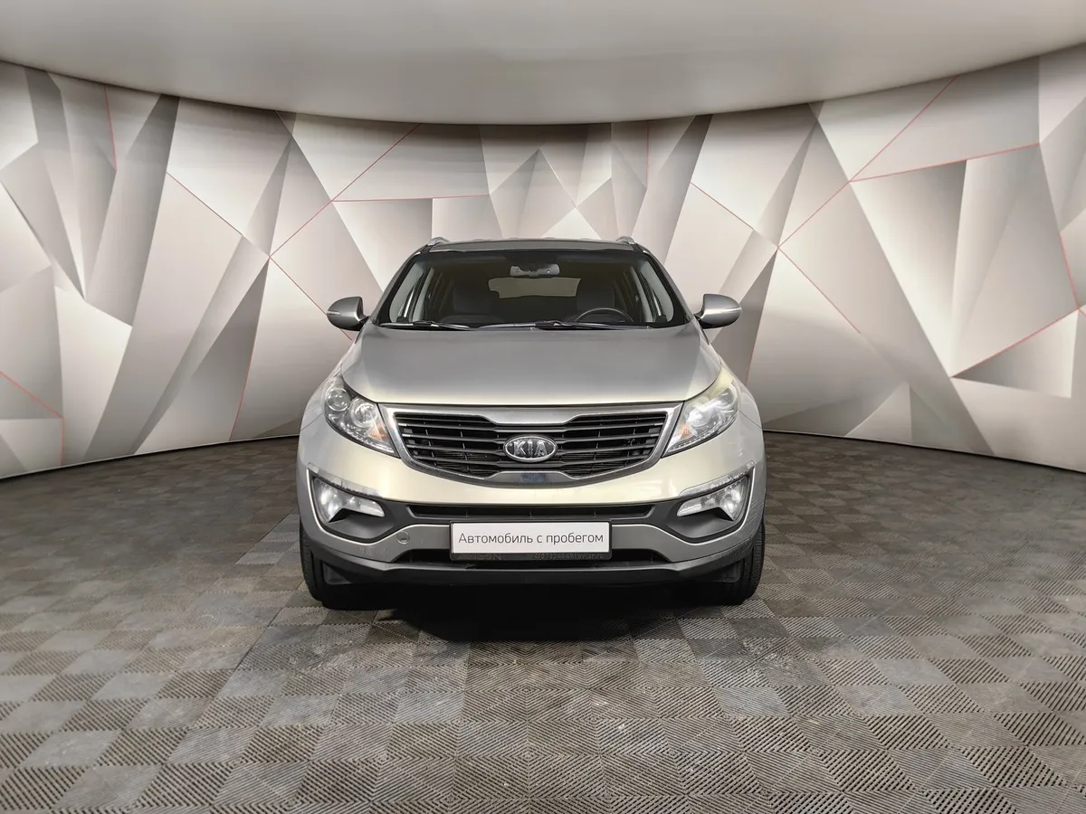 Kia Sportage 2.0 AT (150 л.с.) Серебристый в АВИЛОН. Слайд №7