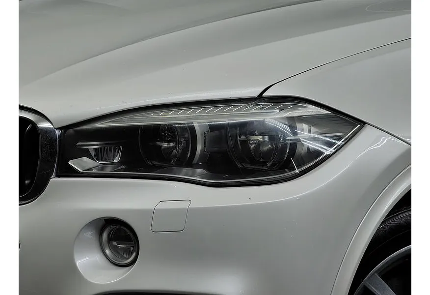 BMW X5 xDrive30d Steptronic (249 л.с.) Белый в АВИЛОН. Слайд №8
