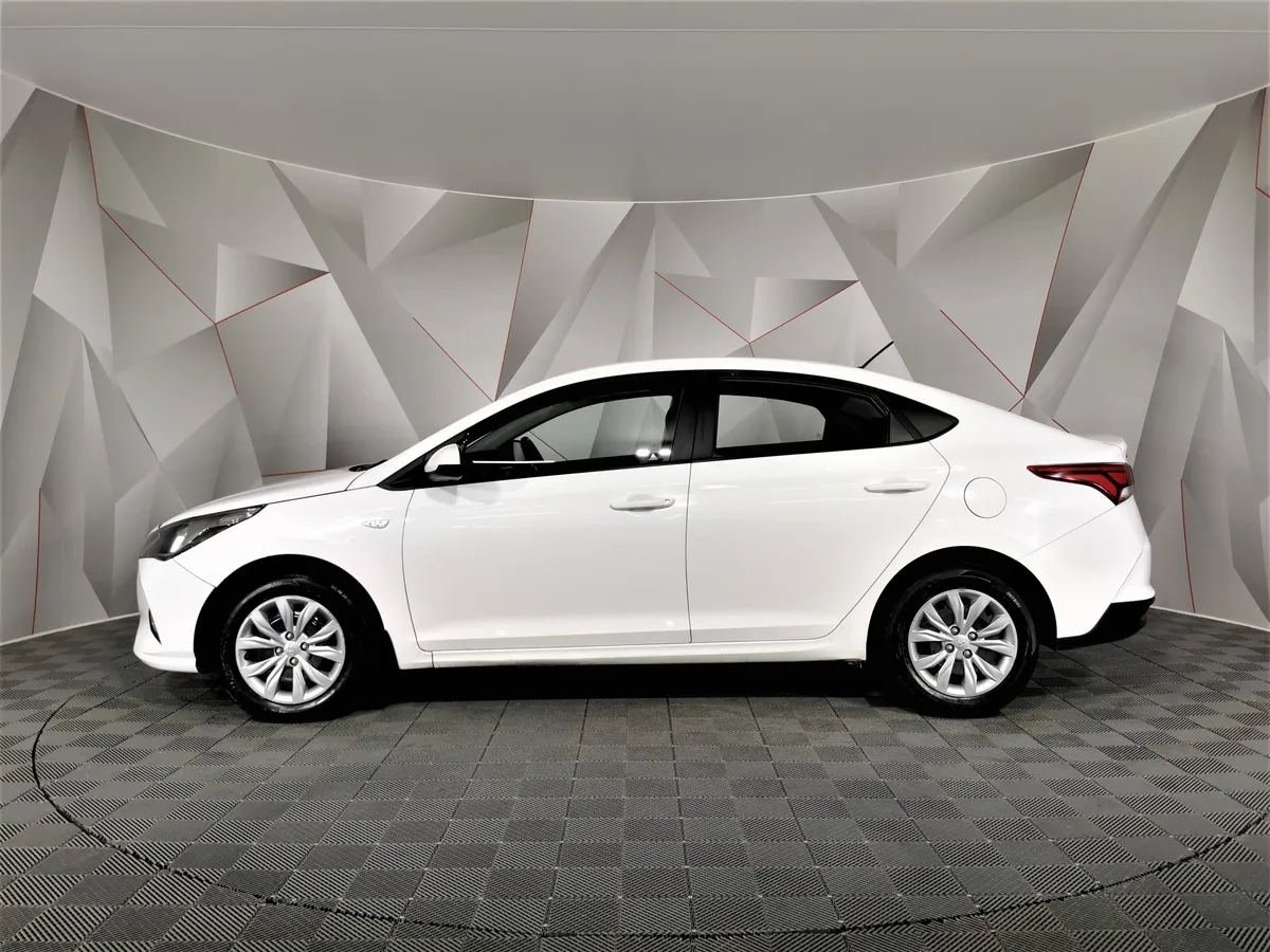 Hyundai Solaris 1.6 AT (123 л.с.) Comfort Белый в АВИЛОН. Слайд №5