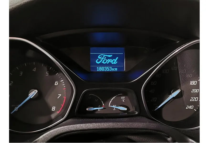 Ford Focus 1.6 PowerShift (125 л.с.) Titanium Серебристый в АВИЛОН. Слайд №18