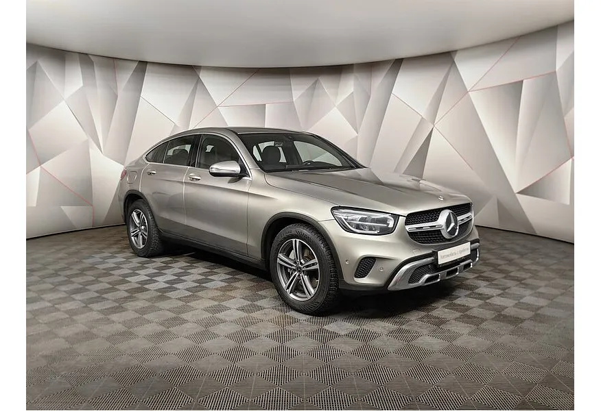 Mercedes-Benz GLC Купе 220 d 9G-TRONIC 4MATIC (194 л.с.) Premium Серебристый в АВИЛОН. Слайд №3