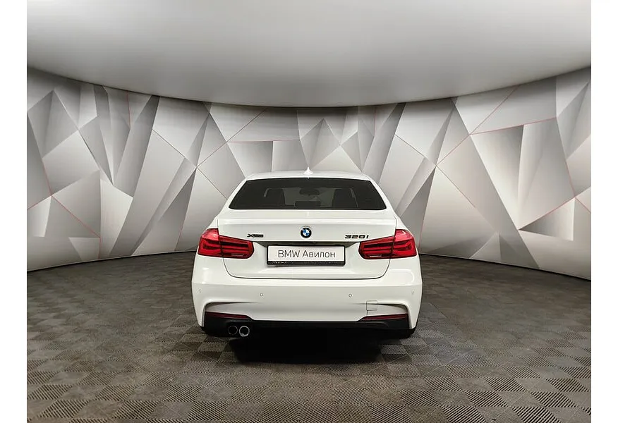 BMW 3 серия 320i xDrive AT (184 л.с.) M Sport Белый в АВИЛОН. Слайд №4