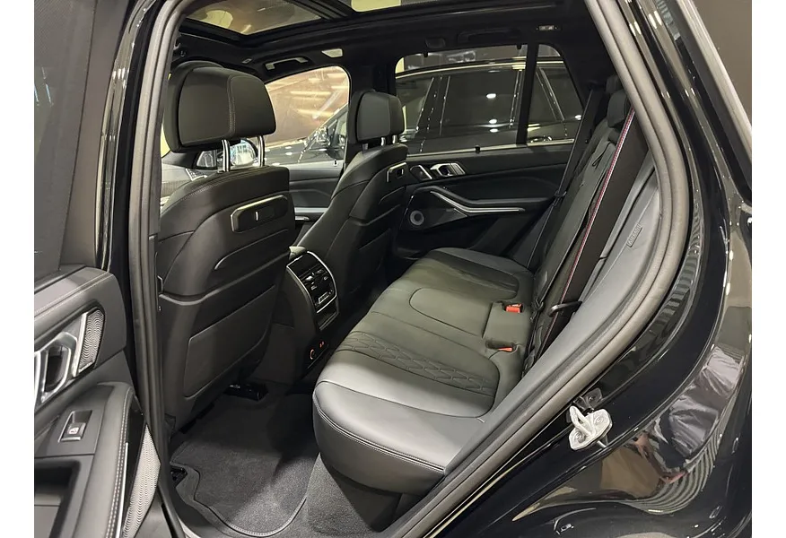 BMW X5 xDrive40d Steptronic (352 л.с.) Черный в АВИЛОН. Слайд №5