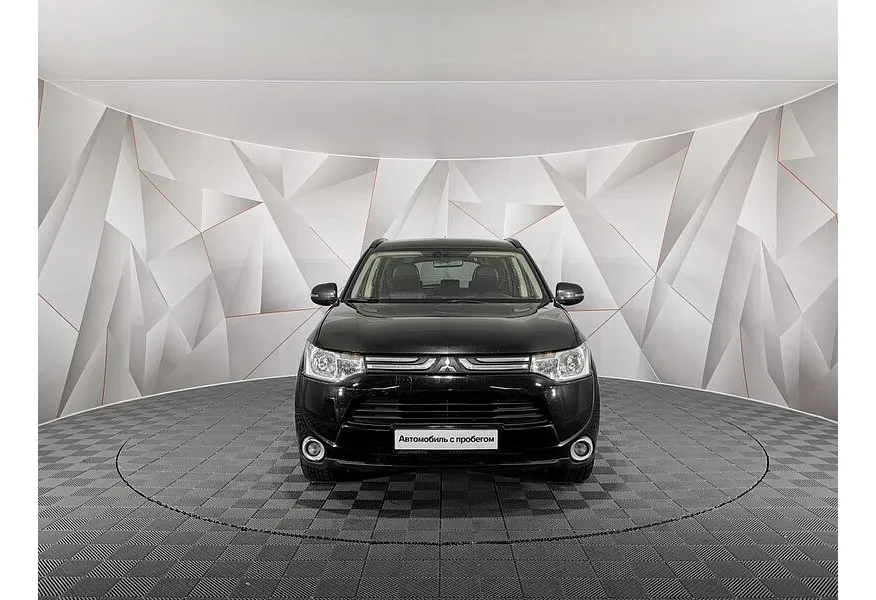 Mitsubishi Outlander 2.4 CVT 4WD (167 л.с.) Черный в АВИЛОН. Слайд №7