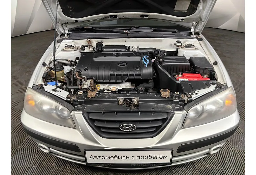 Hyundai Elantra 1.6 MT (105 л.с.) Серебристый в АВИЛОН. Слайд №10