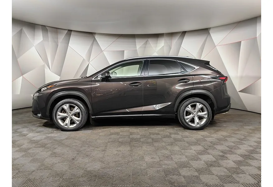 Lexus NX 200t АТ AWD (238 л.с.) Коричневый в АВИЛОН. Слайд №5