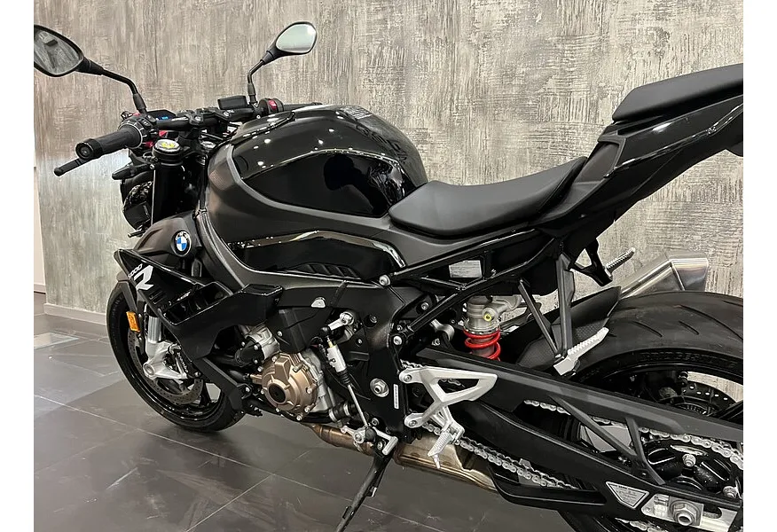 BMW Motorrad S 1000 R S 1000 R 999 см³ (160) 999 Черный в АВИЛОН. Слайд №11