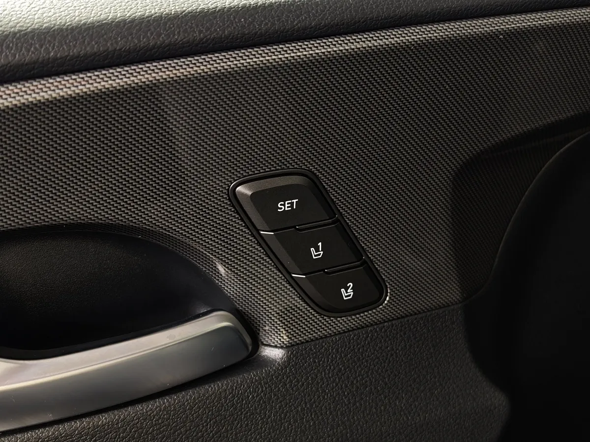 Hyundai Santa Fe 2.2 CRDi AWD 8AT (200 л.с.) High-Tech Синий в АВИЛОН. Слайд №21