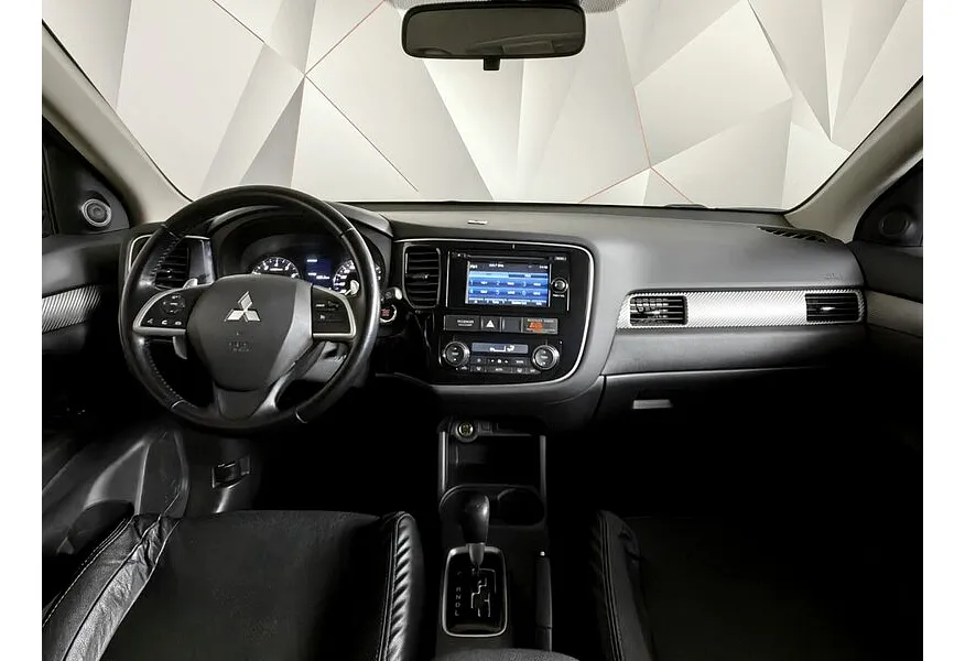 Mitsubishi Outlander 2.0 CVT 4WD (146 л.с.) Серый в АВИЛОН. Слайд №14