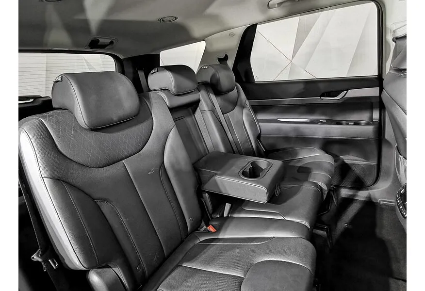 Hyundai Palisade 2.2 - 8AT CRDi (200л.с.) 8 мест Lifestyle Серый в АВИЛОН. Слайд №15