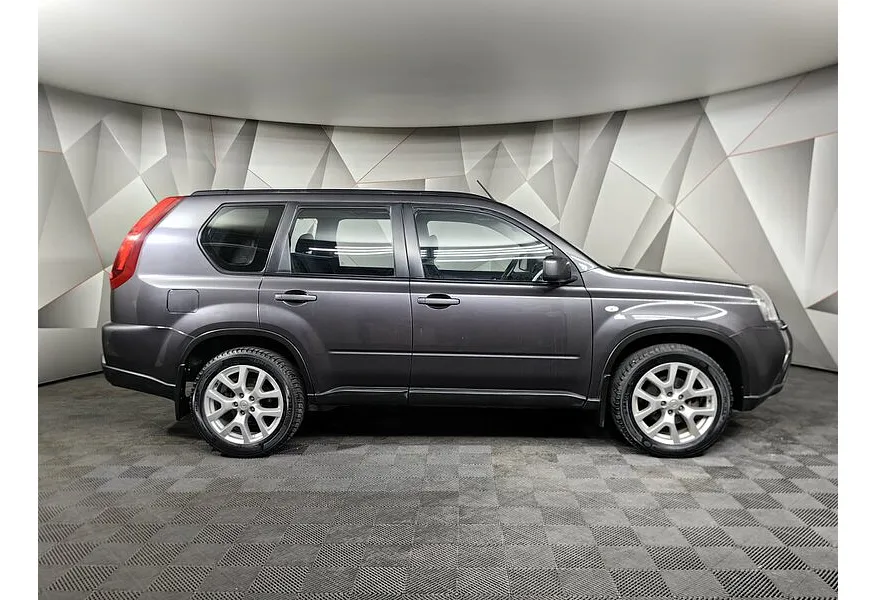 Nissan X-Trail 2.0 CVT AWD (141 л.с.) Комбинированный в АВИЛОН. Слайд №6