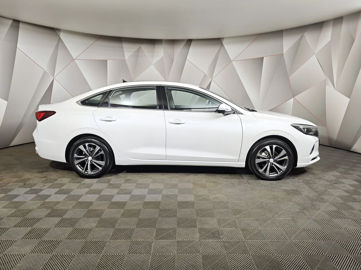 Changan Eado Plus 1.4 TGDI 7DSG 2WD (150 л.с.) Tech Белый в АВИЛОН. Слайд №6