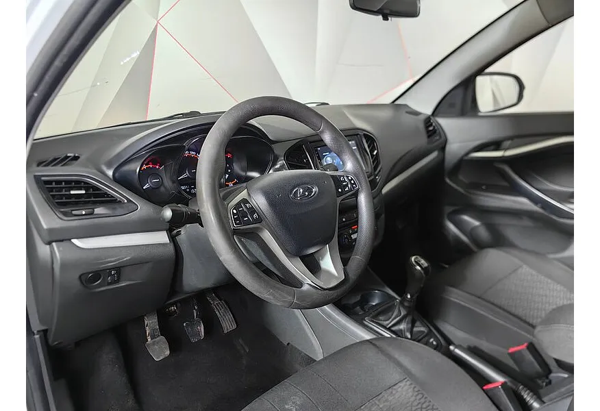 ВАЗ (Lada) Vesta 1.6 MT (106 л.с.) Белый в АВИЛОН. Слайд №16