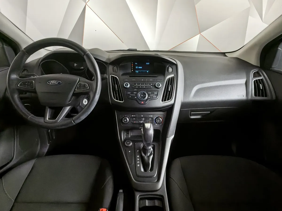 Ford Focus 1.6 Ti-VCT PowerShift (105 л.с.) Trend Белый в АВИЛОН. Слайд №13