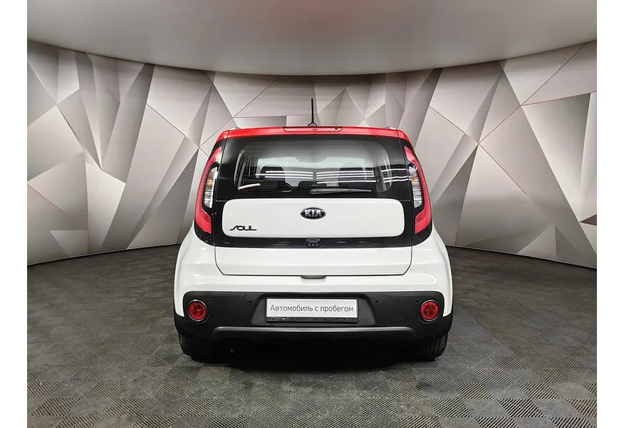 Kia Soul 1.6 AT (124 л.с.) Белый в АВИЛОН. Слайд №8