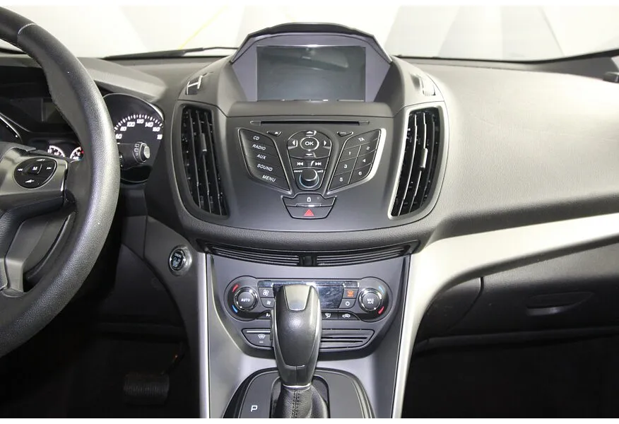 АВИЛОН - Ford Kuga 2.5 AT (150 л.с.) Trend Белый - slide 9