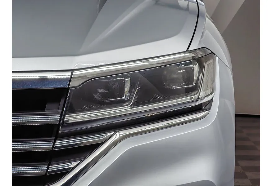 Volkswagen Touareg 2.0 TSI Tiptronic 4Motion (249 л.с.) Respect Серый в АВИЛОН. Слайд №10