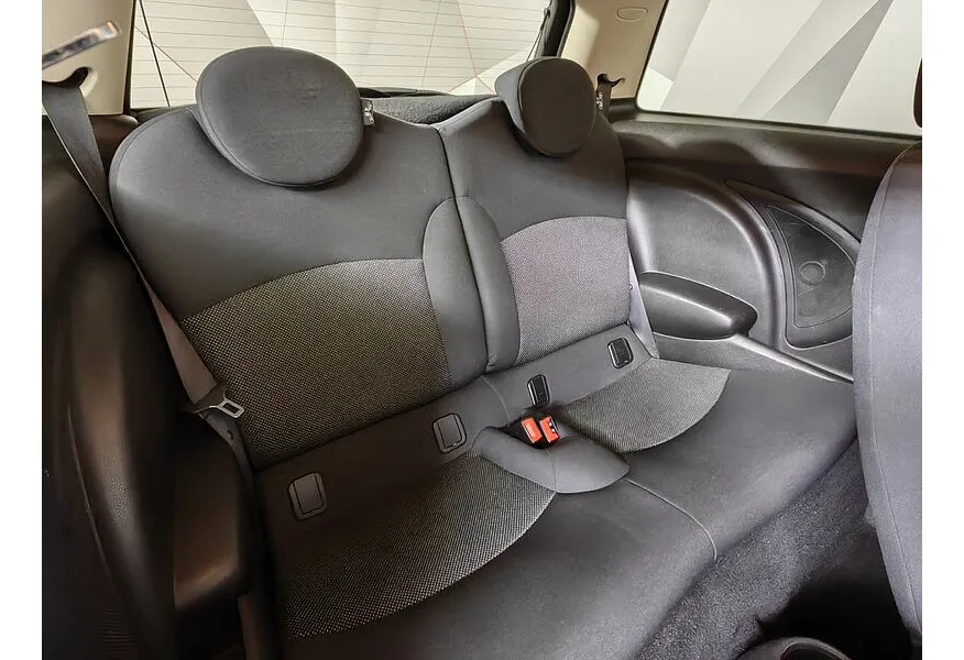 MINI Cooper 1.6 AT (122 л.с.) Черный в АВИЛОН. Слайд №14 MINI Cooper 1.6 AT (122 л.с.) Черный в АВИЛОН. Слайд №14