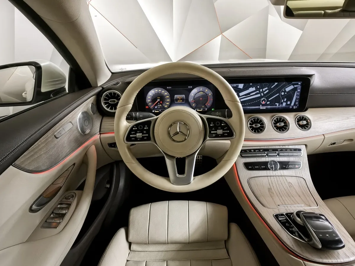 Mercedes-Benz E-Класс E 200 4MATIC G-TRONIC (184 л.с.) Sport Белый в АВИЛОН. Слайд №20