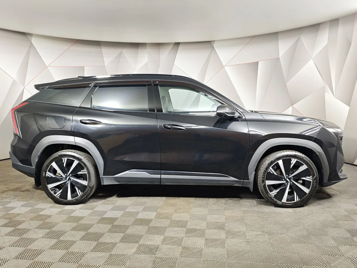 Geely Atlas 2.0T 7DCT 2WD (200 л.с.) Flagship Черный в АВИЛОН. Слайд №6