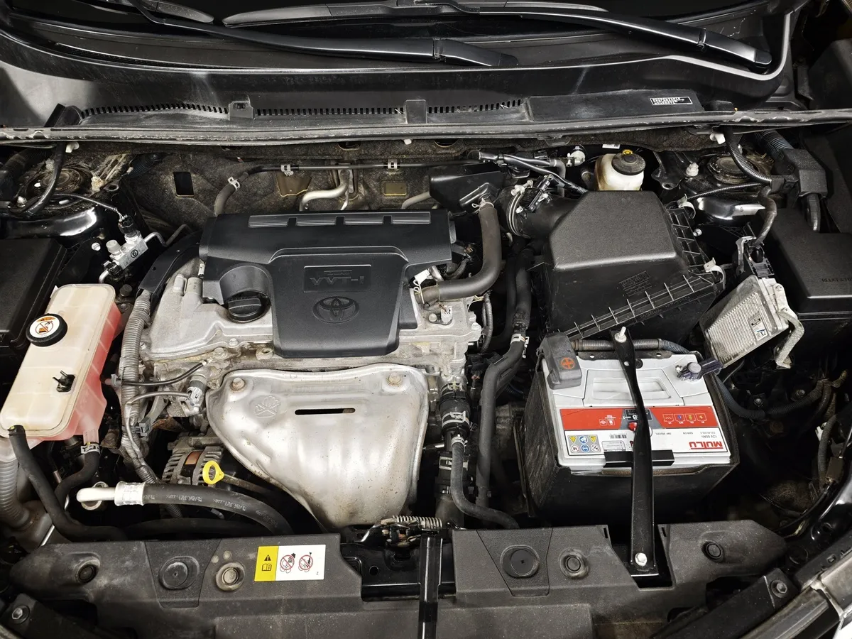 Toyota RAV4 2.5 AT 4WD (180 л.с.) Черный в АВИЛОН. Слайд №11