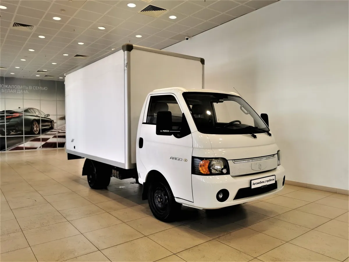 Sollers Argo 2.0d MT RWD LWB (130 л.с.) 3.5T Белый в АВИЛОН. Слайд №3