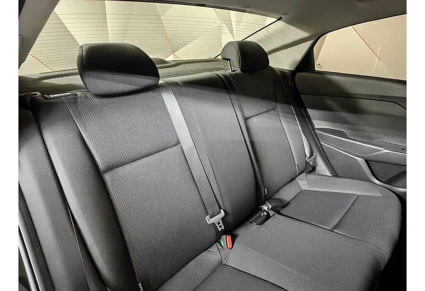 Hyundai Solaris 1.6 AT (123 л.с.) Comfort Черный в АВИЛОН. Слайд №16