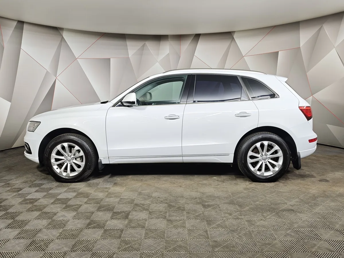 Audi Q5 2.0 TFSI S tronic quattro (249 л.с.) Белый в АВИЛОН. Слайд №5