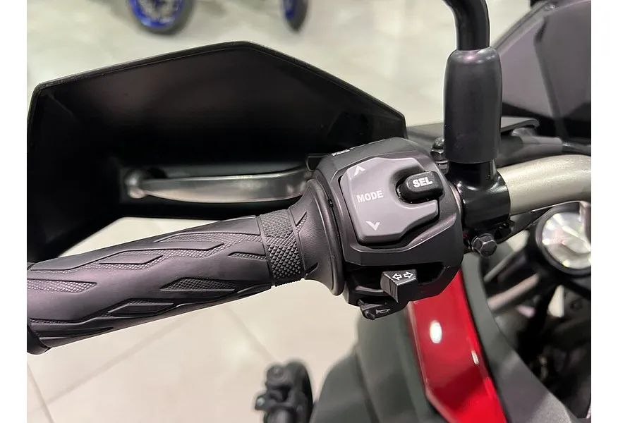 Suzuki V-Strom 650 ABS 645 Красный в АВИЛОН. Слайд №9