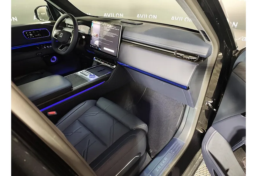 Zeekr 9X 2.0h AT 4WD (1177 л.с.) Max Черный в АВИЛОН. Слайд №13