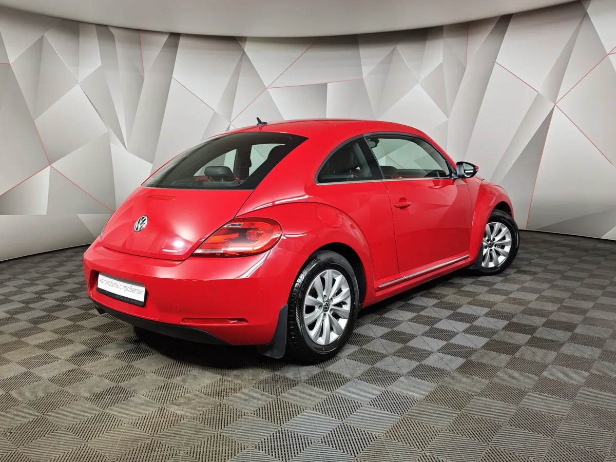Volkswagen Beetle 1.2 TSI BlueMotion DSG (105 л.с.) Красный в АВИЛОН. Слайд №2