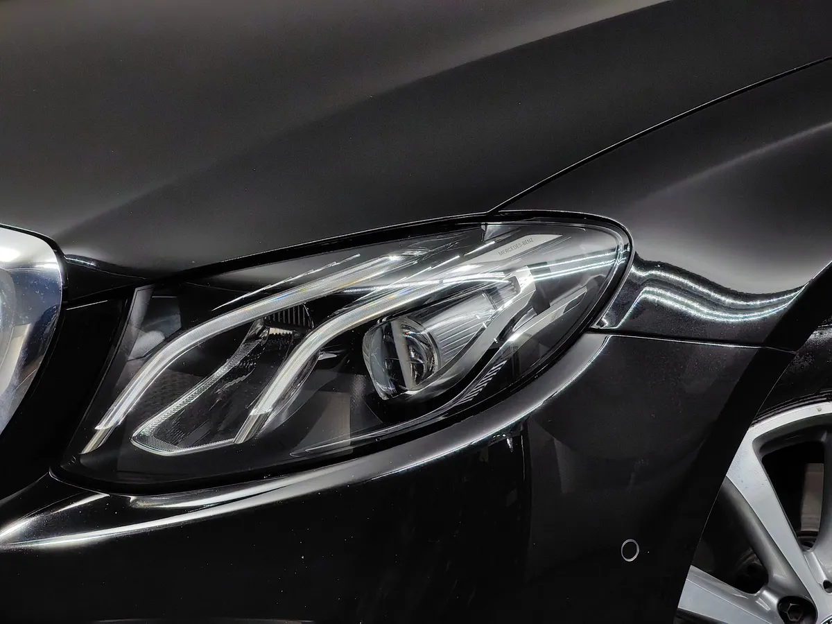 Mercedes-Benz E-Класс E 200 9G-TRONIC (197 л.с.) Premium (Локальная сборка) Черный в АВИЛОН. Слайд №10
