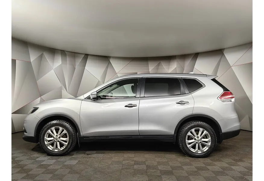 Nissan X-Trail 2.0 CVT (144 л.с.) Серебристый в АВИЛОН. Слайд №5