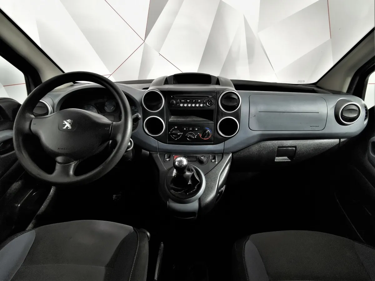 Peugeot Partner 1.6 MT (120 л.с.) Серебристый в АВИЛОН. Слайд №11