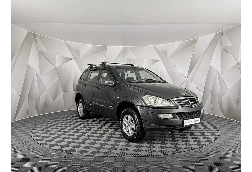SsangYong Kyron 2.0 Xdi MT 4WD (141 л.с.) Серый в АВИЛОН. Слайд №3