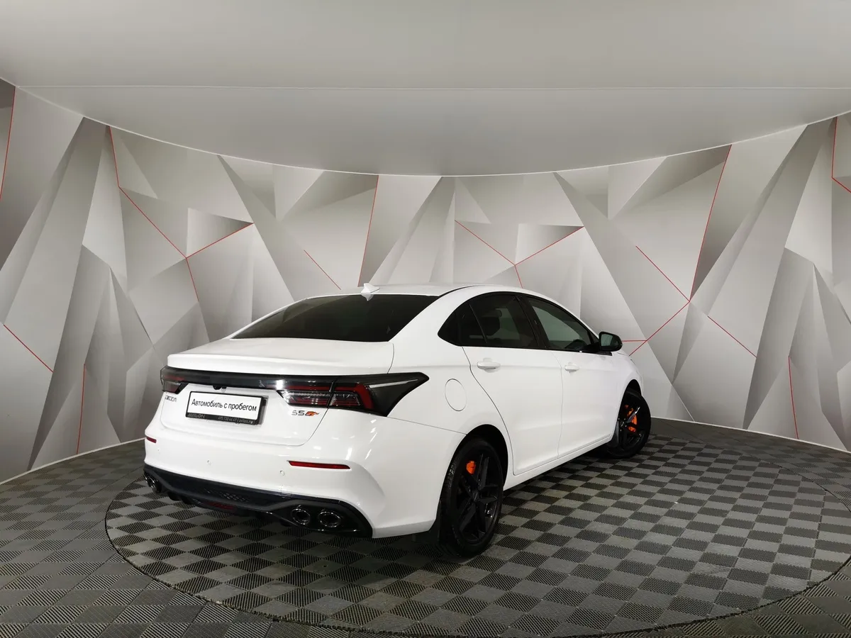Omoda S5 GT 1.6T DCT (150 л.с.) Neo Белый в АВИЛОН. Слайд №2