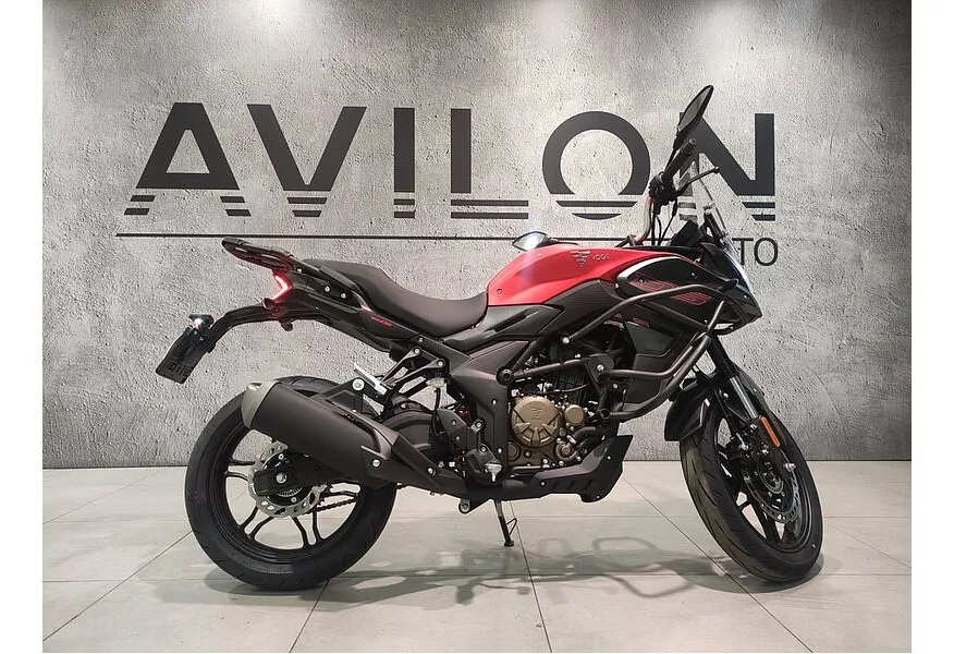 VOGE 300DS 292 см³ (29 л.с.) Красный в АВИЛОН. Слайд №4