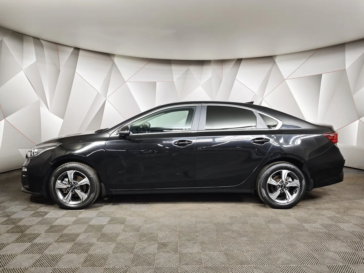 Kia Cerato 2.0 MPI AT (150 л.с.) Prestige Черный в АВИЛОН. Слайд №5