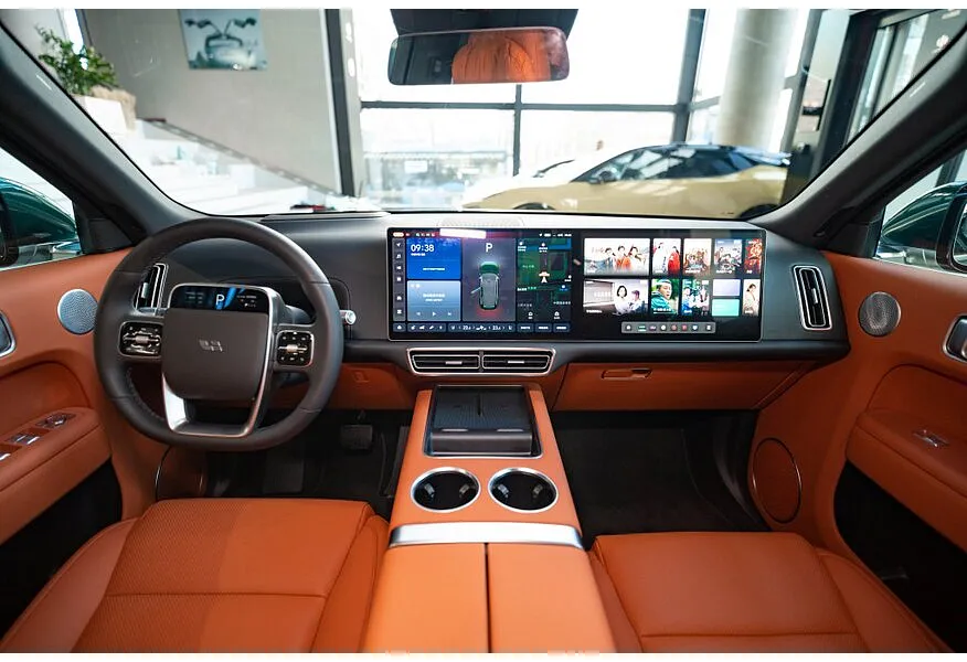 Li Auto L9 1.5 AT 4WD (449 л.с.) Max Зеленый в АВИЛОН. Слайд №12