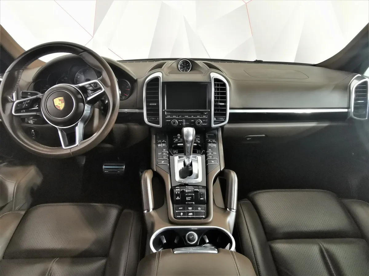 Porsche Cayenne S 3.6 Tiptronic S AWD (420 л.с.) Коричневый в АВИЛОН. Слайд №13