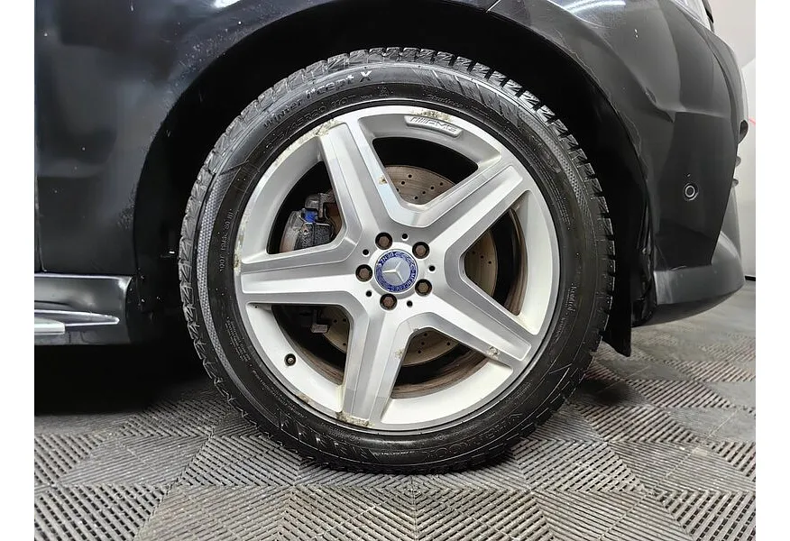 Mercedes-Benz M-Класс ML 400 7G-Tronic Plus 4Matic (333 л.с.) Черный в АВИЛОН. Слайд №9