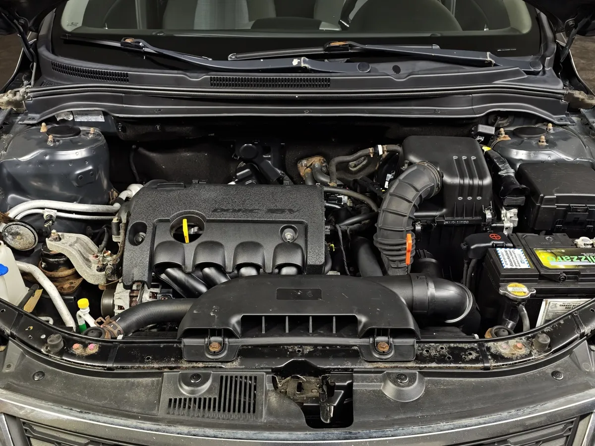 Kia Ceed 1.6 AT (130 л.с.) Серебристый в АВИЛОН. Слайд №10