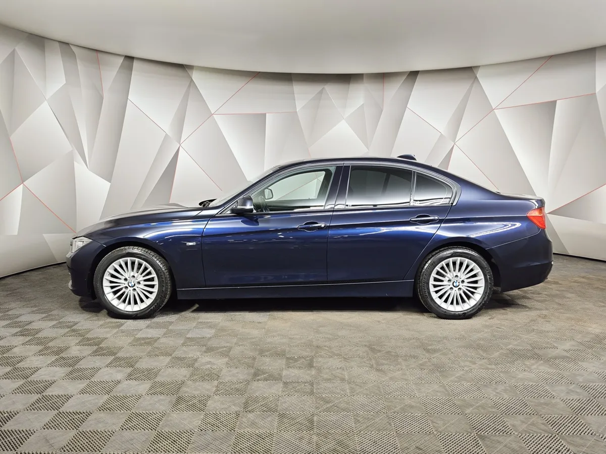 BMW 3 серия 320d AT (190 л.с.) Синий в АВИЛОН. Слайд №5 BMW 3 серия 320d AT (190 л.с.) Синий в АВИЛОН. Слайд №5