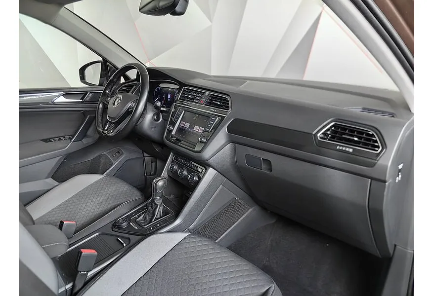 Volkswagen Tiguan 2.0 TDI 4Motion DSG (150 л.с.) Comfortline Коричневый в АВИЛОН. Слайд №13