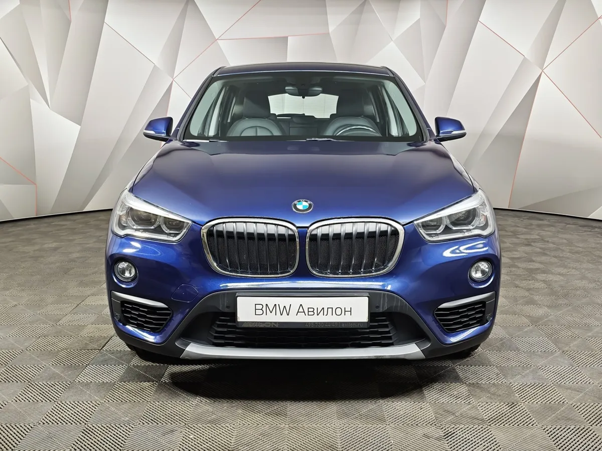 BMW X1 20i xDrive Steptronic AT (192 л.с.) M Sport Синий в АВИЛОН. Слайд №3